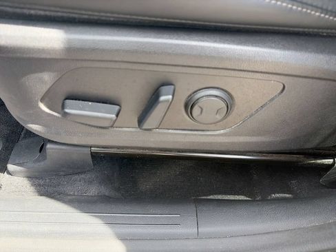 Used 2021 Kia Sorento S w/ Panoramic Sunroof Package FWD image 16