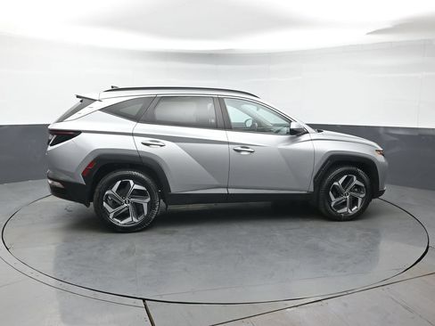 Used 2023 Hyundai Tucson SEL w/ Convenience Package AWD/4WD image 7