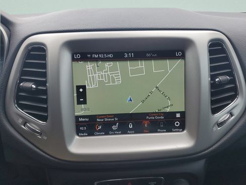 Used 2021 Jeep Compass Latitude w/ Sun and Sound Group FWD image 19