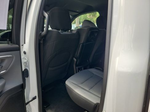 Used 2021 RAM 1500 Big Horn AWD/4WD image 9