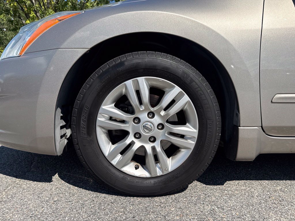 Used 2012 Nissan Altima 2.5 SL w/ 2.5SL Pkg FWD image 8
