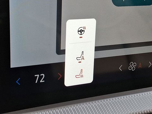 New 2026 Ford Explorer Active w/ Active Comfort Package image 16