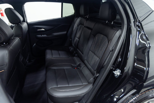 Used 2026 Buick Envista Avenir FWD image 24