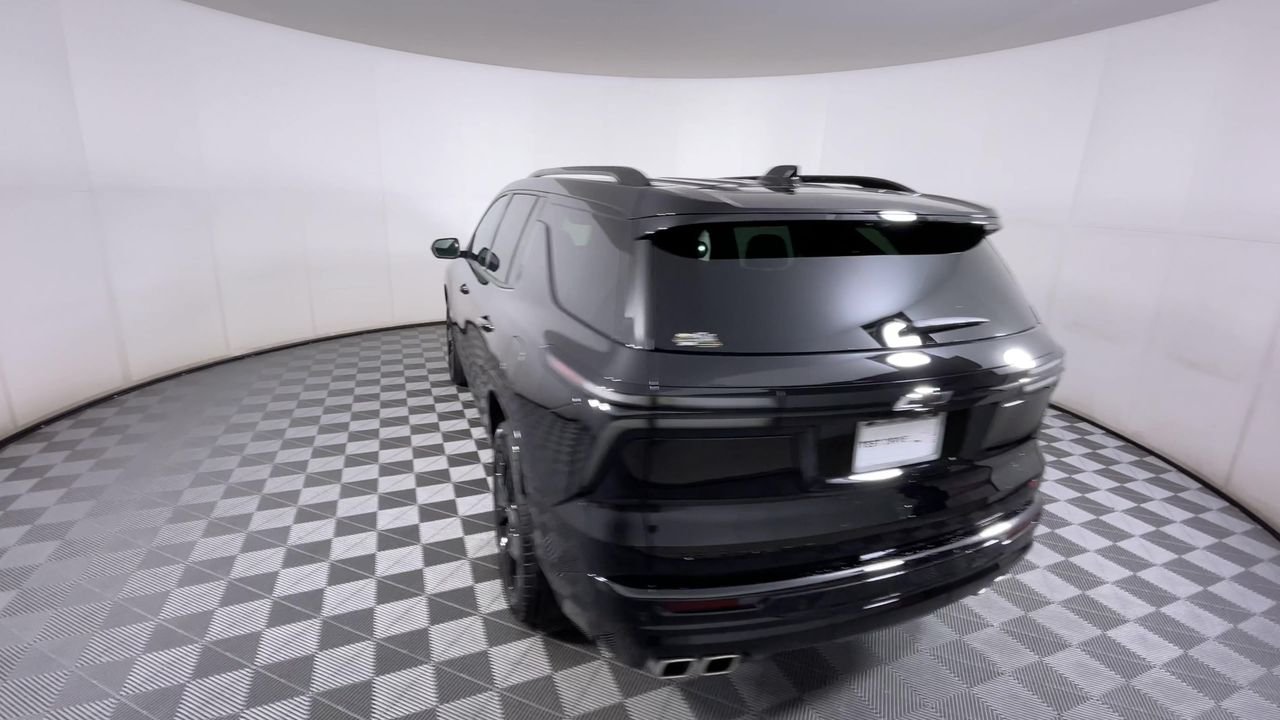 New 2026 Chevrolet Traverse RS w/ LPO, Floor Liner Package AWD/4WD image 70