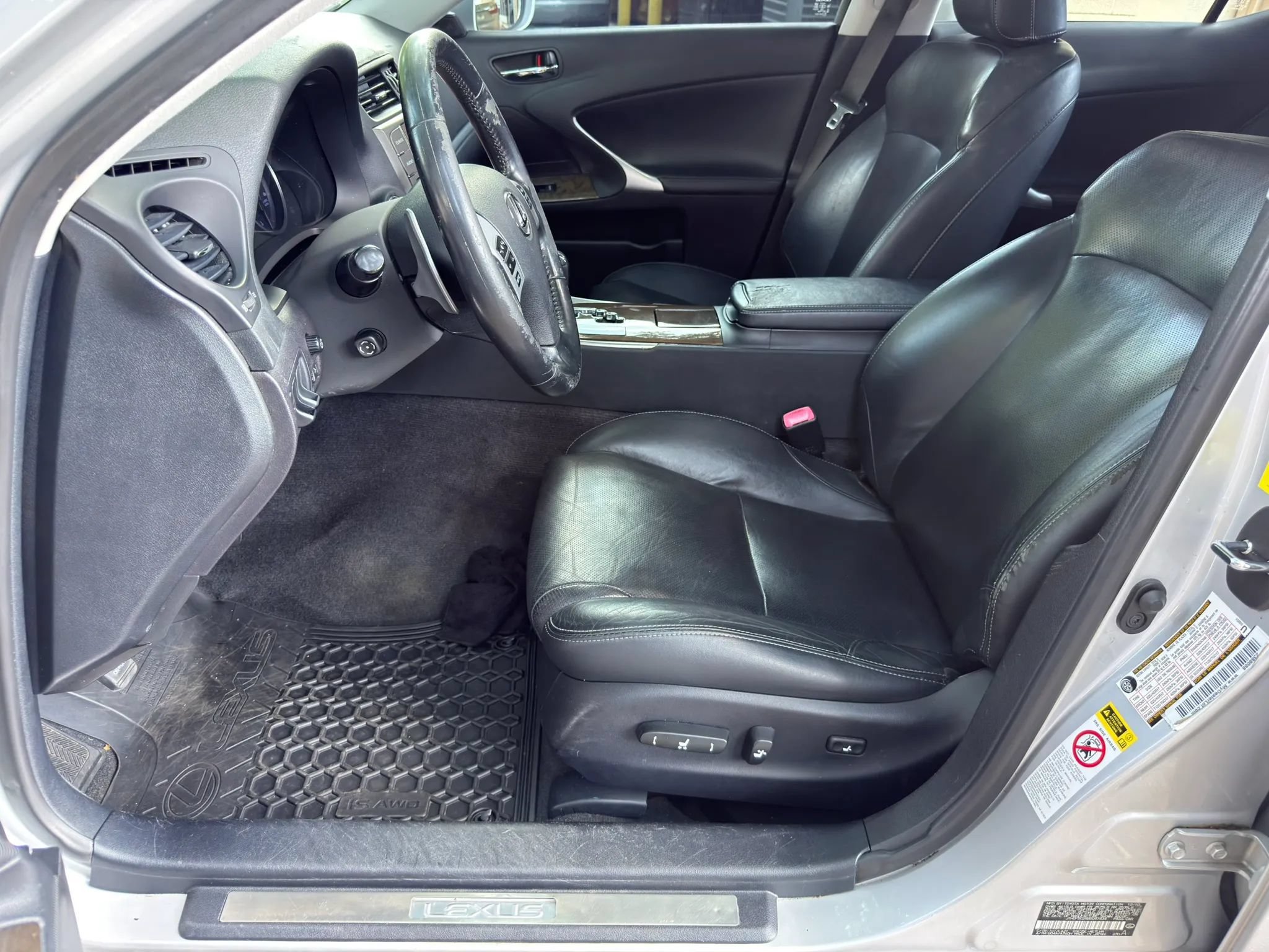 Used 2011 Lexus IS 250 AWD w/ Luxury Plus Value Edition image 26