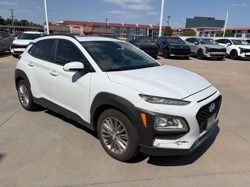Used 2020 Hyundai Kona SEL Plus FWD image 3
