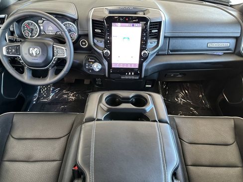 Used 2025 RAM 1500 Laramie image 15