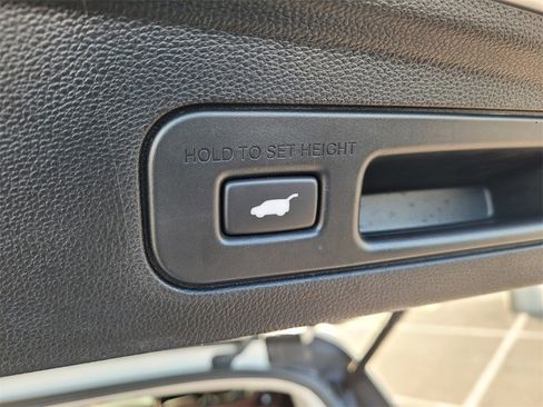 Used 2023 Acura MDX SH-AWD w/ Technology Package image 8