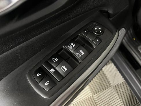 Used 2021 Jeep Cherokee Limited w/ Elite Package image 16