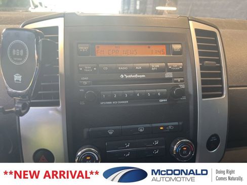 Used 2011 Nissan Xterra PRO-4X AWD/4WD image 8