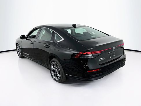 Used 2023 Honda Accord EX image 5