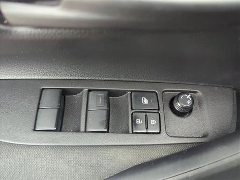 Used 2024 Toyota Corolla LE FWD image 10