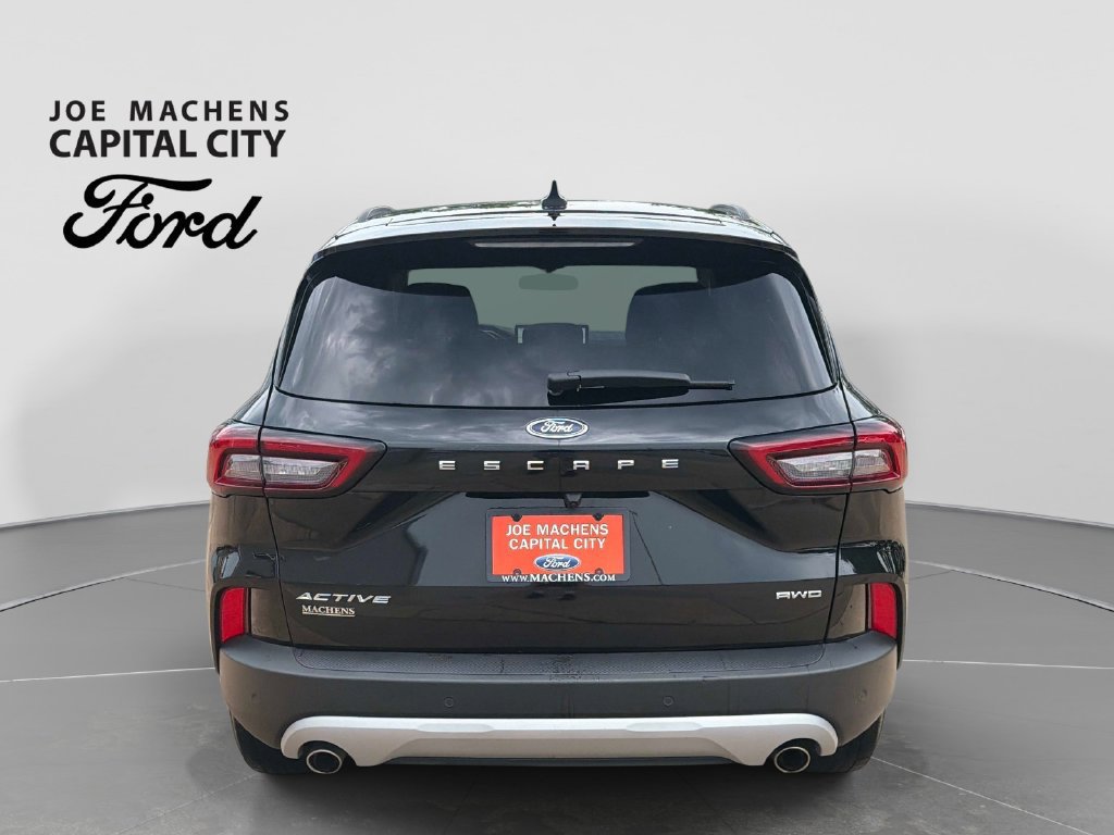 Used 2023 Ford Escape Active w/ Tech Pack #2 AWD/4WD image 7
