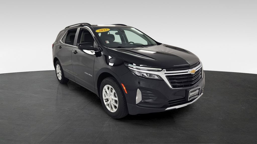Used 2022 Chevrolet Equinox LT AWD/4WD image 1