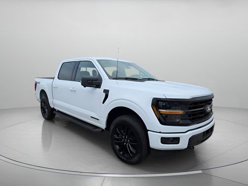 New 2025 Ford F150 XLT w/ Equipment Group 302A MID image 3