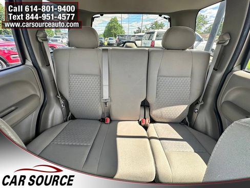 Used 2007 Jeep Liberty Sport AWD/4WD image 19