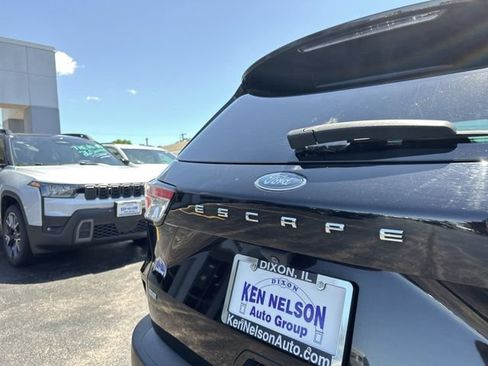 Used 2020 Ford Escape SE AWD/4WD image 9