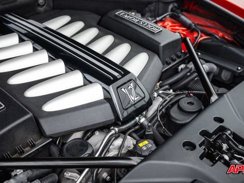 Used 2015 Rolls-Royce Wraith RWD image 77