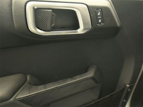 New 2026 Ford Bronco Outer Banks image 13