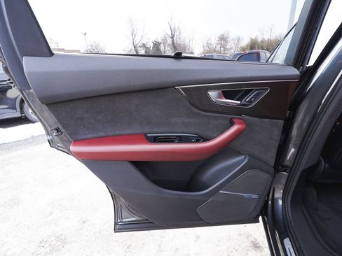 Used 2020 Audi SQ7 Prestige image 12