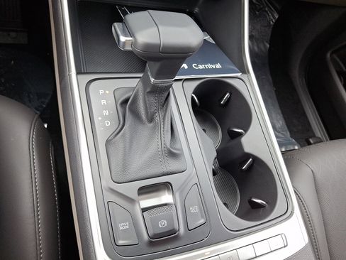 New 2026 Kia Carnival image 12