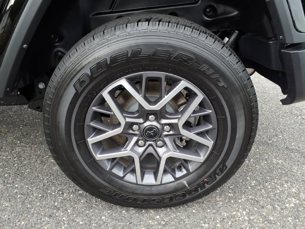 Certified 2026 Jeep Wrangler Unlimited Sahara AWD/4WD image 16