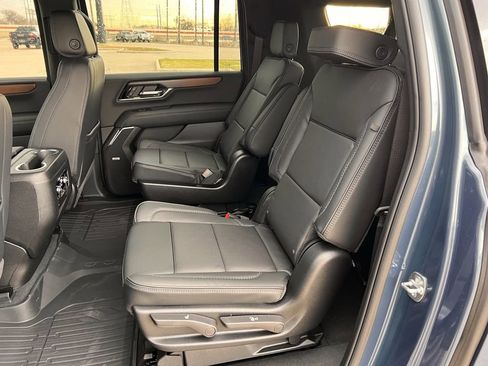 New 2026 GMC Yukon XL Denali w/ Sun & Power Step Package image 26