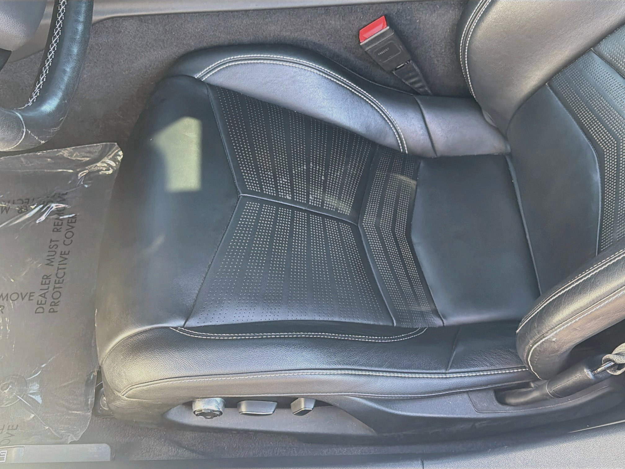 Used 2020 Chevrolet Corvette Stingray Preferred Cpe w/ 2LT Preferred Equipment Group RWD image 20