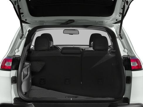 Used 2017 Jeep Cherokee Limited w/ Technology Group image 13