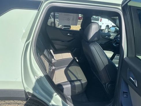 New 2026 Chevrolet Equinox LT w/ Convenience Package II FWD image 31
