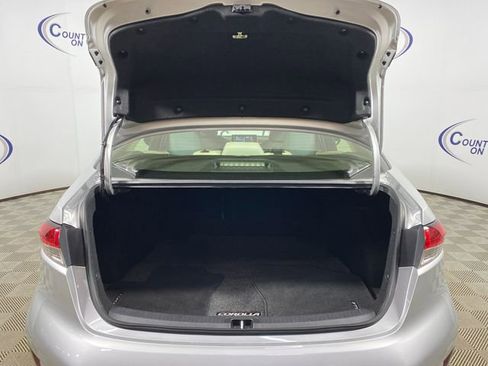 Certified 2020 Toyota Corolla LE w/ Carpet Mat Package (TMS) FWD image 6