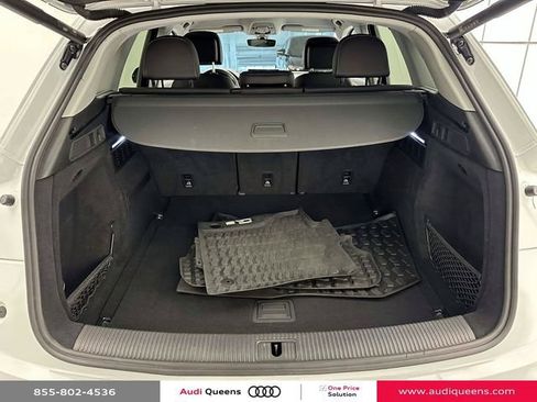 Used 2023 Audi Q5 2.0T Premium w/ Convenience Package AWD/4WD image 11