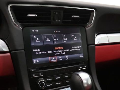 Used 2019 Porsche 911 Carrera 4S image 27