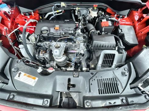 Certified 2026 Honda HR-V Sport image 11