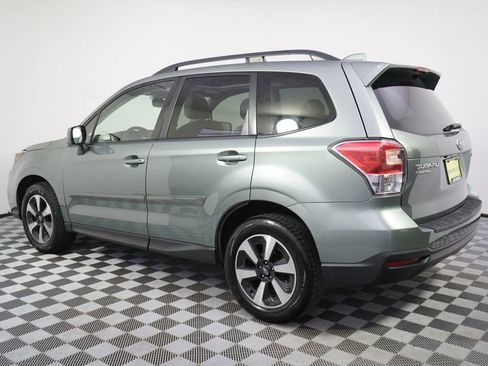 Used 2018 Subaru Forester 2.5i Premium AWD/4WD image 3