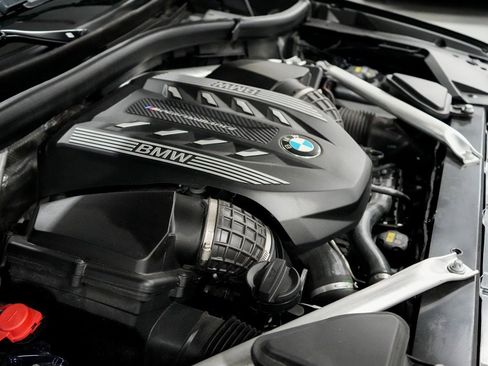 Used 2023 BMW X5 M50i w/ Executive Package image 30