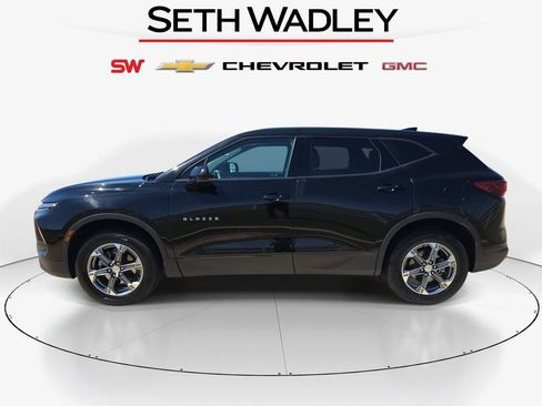 Used 2025 Chevrolet Blazer LT AWD/4WD image 4