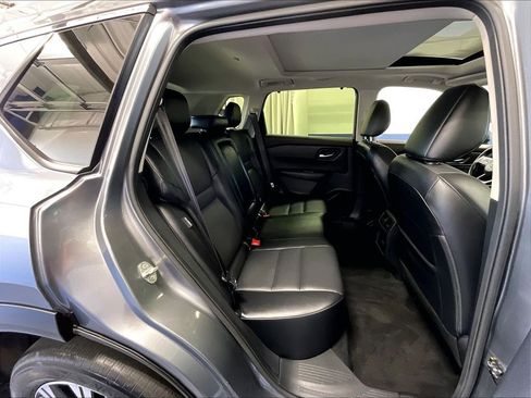 Certified 2023 Nissan Rogue SV w/ SV Premium B Package AWD/4WD image 16