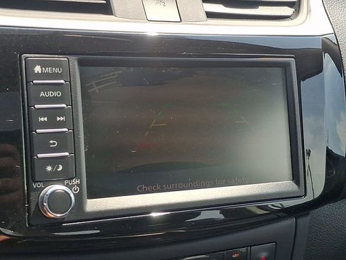 Used 2019 Nissan Sentra SV w/ Special Edition Package FWD image 18