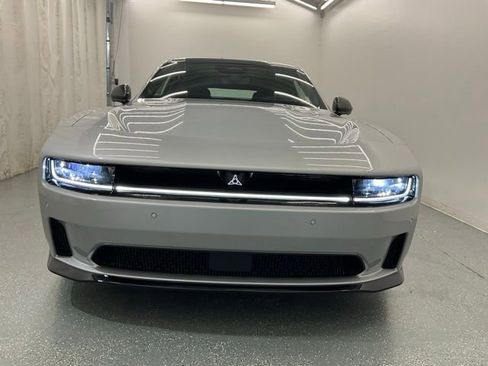 Used 2024 Dodge Charger Daytona Scat Pack w/ Plus Group AWD/4WD image 3