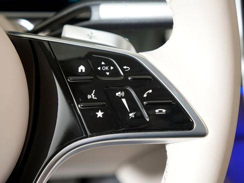 Certified 2025 Mercedes-Benz S 580 4MATIC Sedan image 22