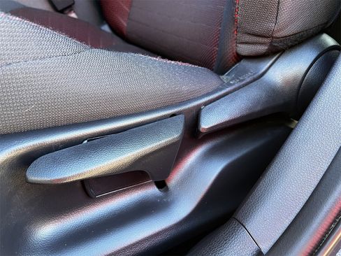 Used 2023 Toyota Corolla SE image 23