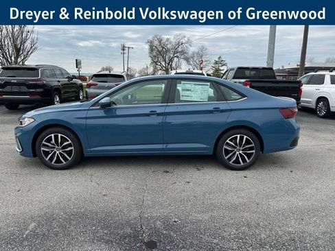 New 2026 Volkswagen Jetta SE image 4
