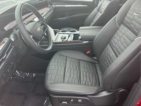 Used 2026 Cadillac Escalade Platinum Sport w/ LPO, ONYX Package AWD/4WD image 11