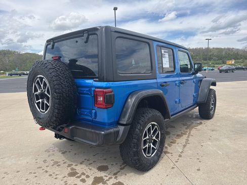 Used 2024 Jeep Wrangler Unlimited Rubicon image 4