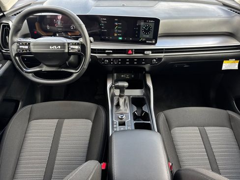 New 2026 Kia Sorento LX image 14