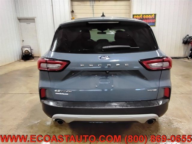 Used 2023 Ford Escape Active w/ Tech Pack #1 AWD/4WD image 8