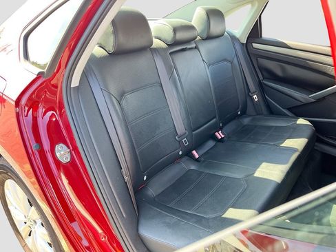 Used 2015 Volkswagen Passat 1.8T Wolfsburg Edition image 24