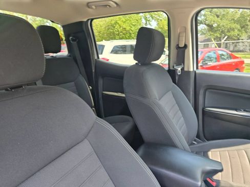 Used 2019 Ford Ranger XLT w/ Equipment Group 301A Mid AWD/4WD image 28
