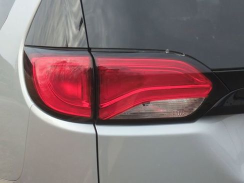 New 2026 Chrysler Voyager LX image 21